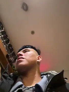 Snapshot of mikeeeeeell chatting on February 2026 03:38:02 AM mikeeeeeell online show from February 2026 03:38:02 AM