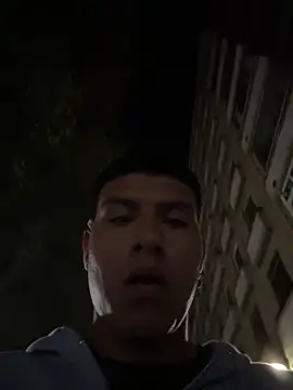 Snapshot of mikeeeeeell chatting on April 2026 01:44:01 AM mikeeeeeell online show from April 2026 01:44:01 AM