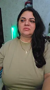 littleRikka online show from April 2026 06:05:01 PM