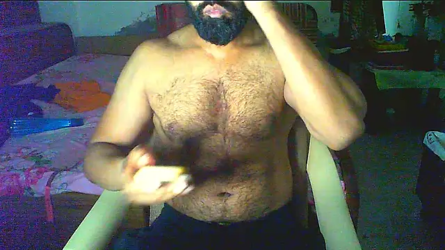 Snapshot of Vbestshow chatting on July 2026 12:42:02 PM Vbestshow online show from July 2026 12:42:02 PM