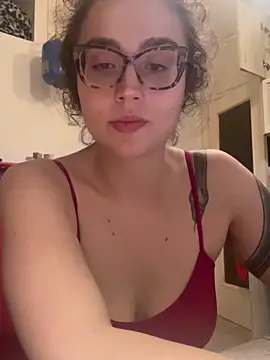 ladyturtle online show from May 2026 10:48:02 PM