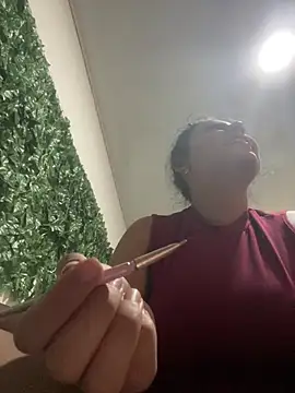 AbbyTaylorr online show from February 2026 08:49:02 PM