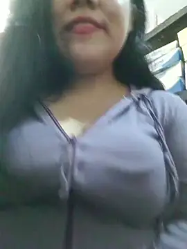 Kalani Engel online show from April 2026 06:49:02 PM