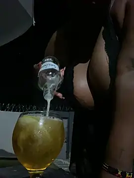 Sexycandyxxx online show from April 2026 05:35:02 PM