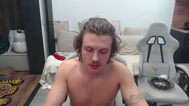 Sunny-Girl1 online show from April 2026 10:46:02 PM