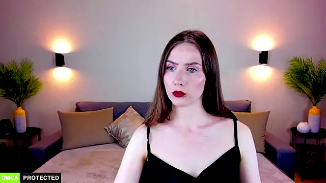 TheWoman   online show from March 2026 06:57:01 PM