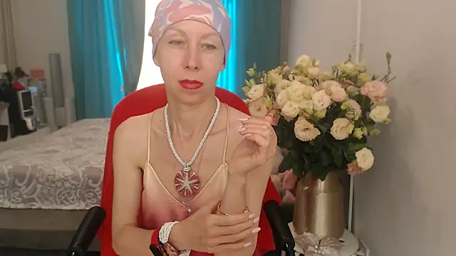 Snapshot of LuxuryNika chatting on July 2026 10:39:01 AM LuxuryNika online show from July 2026 10:39:01 AM
