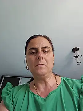 Snapshot of IsabelleCraft chatting on July 2026 12:07:02 PM IsabelleCraft online show from July 2026 12:07:02 PM