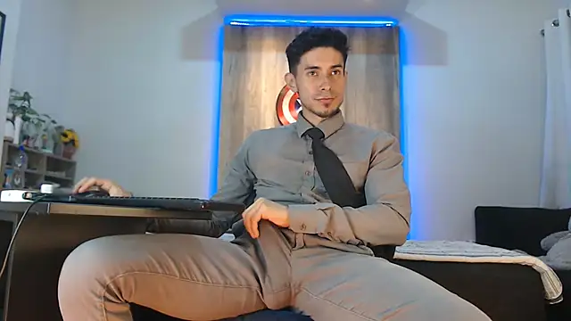 Andrew 4  online show from November 2025 06:55:01 AM