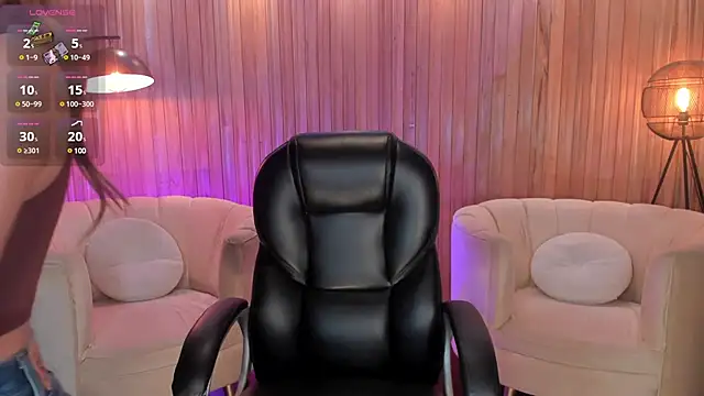 AmyDavis  online show from December 2024 02:13:02 AM