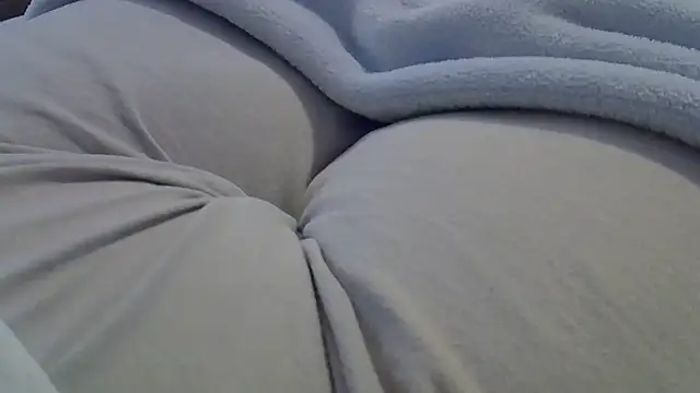 perescam online show from March 2026 06:45:02 PM