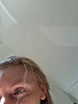  Carrie  online show from February 2025 01:38:01 PM