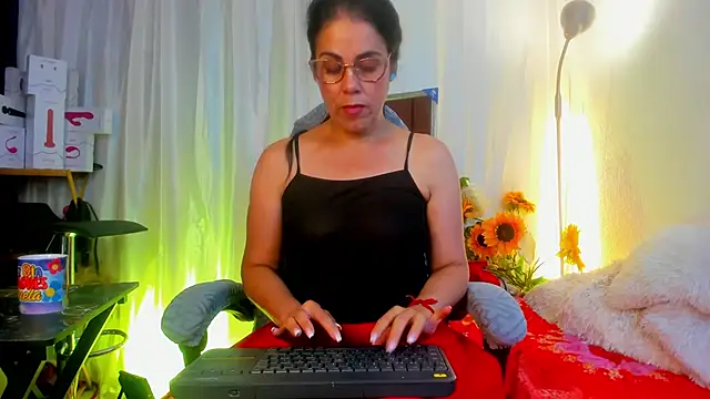 girasol walton online show from May 2026 02:45:02 PM