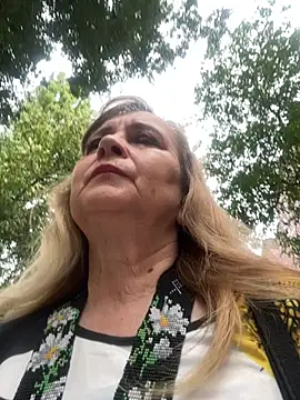 Irina2909xh online show from July 2026 12:07:01 PM