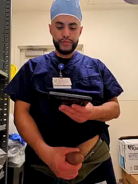 gardy8585 online show from February 2026 02:26:02 PM