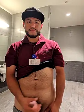 gardy8585 online show from April 2026 08:37:02 AM