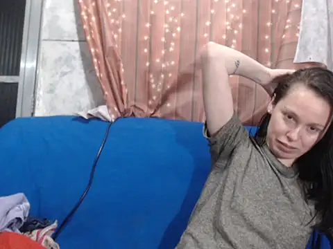 Venusluxodomme online show from March 2026 11:08:01 PM