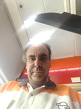 Snapshot of Blog100vergonhas chatting on April 2026 04:55:02 PM Blog100vergonhas online show from April 2026 04:55:02 PM