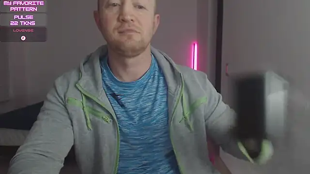 kevintyler69 online show from April 2026 01:30:01 AM