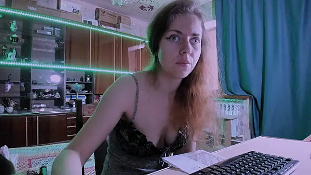 Snapshot of pa1e_pr1ncess chatting on July 2026 06:49:02 AM pa1e pr1ncess online show from July 2026 06:49:02 AM