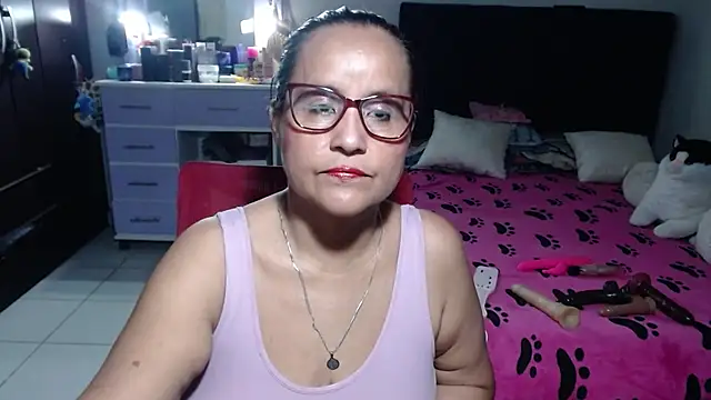 Snapshot of pervert_mommy_ chatting on July 2026 09:47:02 AM pervert mommy online show from July 2026 09:47:02 AM