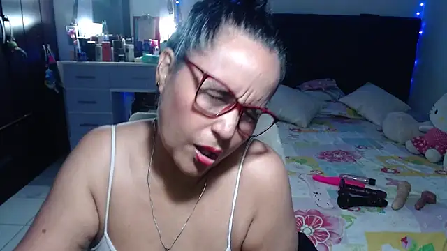 Snapshot of pervert_mommy_ chatting on July 2026 10:39:01 AM pervert mommy online show from July 2026 10:39:01 AM