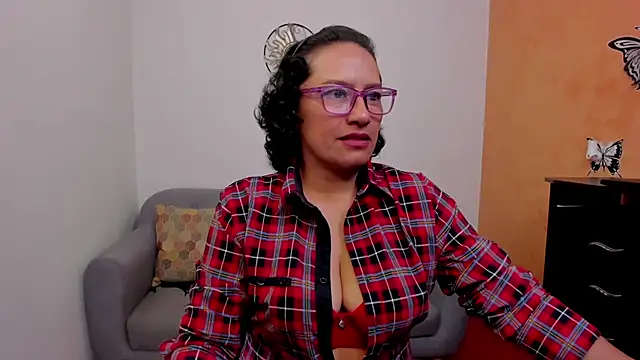 scarlet wet online show from July 2026 10:56:01 PM