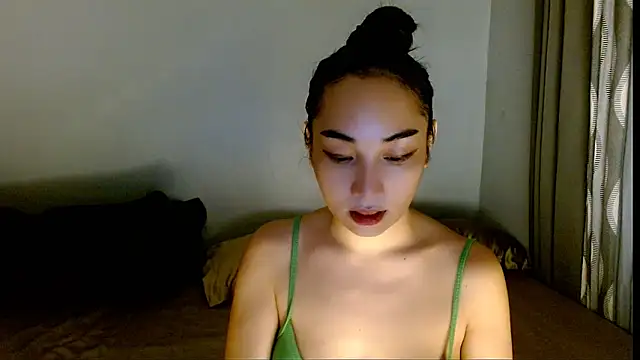 SweetLilly 18 online show from April 2026 03:06:01 AM