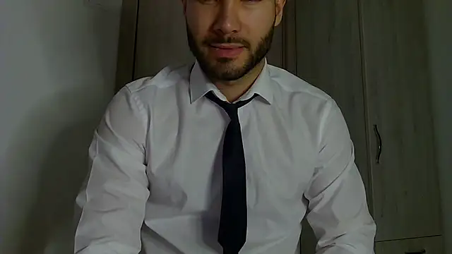 Justynn1 online show from November 2025 05:29:01 AM