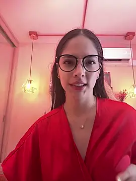 Snapshot of Zoe_Bae chatting on March 2025 06:29:01 PM Zoe Bae online show from March 2025 06:29:01 PM