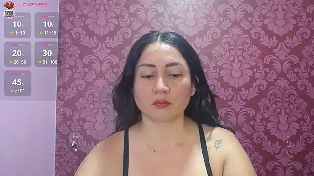 Snapshot of juliana_diaz chatting on June 2026 01:12:01 PM juliana diaz online show from June 2026 01:12:01 PM