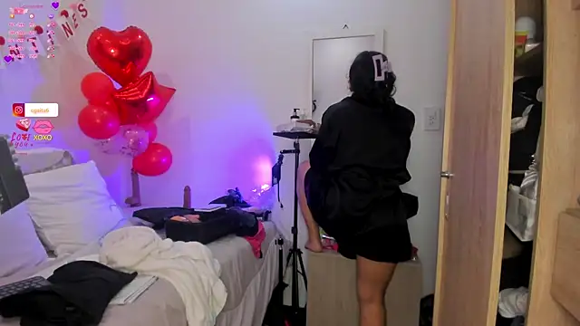 carolgaita online show from February 2026 10:11:01 AM