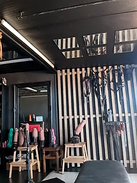 DarkDea online show from September 2025 12:59:02 PM