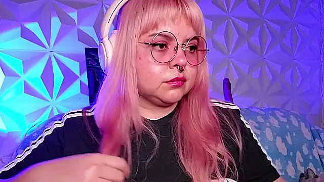 Satyn doll online show from April 2026 12:06:01 AM