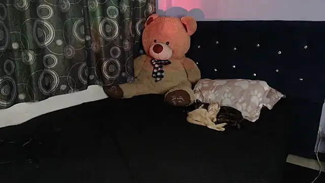 ANGELIQUE KLANE online show from March 2026 12:44:02 PM