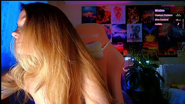 Snapshot of GoodWitch_ chatting on May 2026 05:36:02 AM GoodWitch online show from May 2026 05:36:02 AM