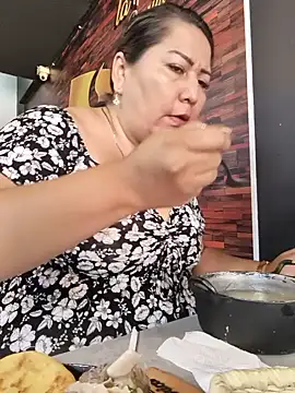 Snapshot of Brenda_Berck_ chatting on June 2026 02:59:02 PM Brenda Berck online show from June 2026 02:59:02 PM
