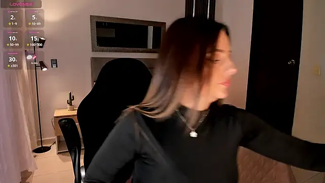 AmyWood online show from March 2025 08:10:02 PM