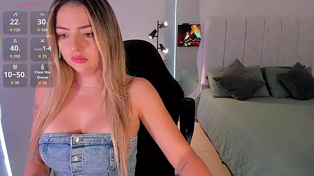 AmyWood online show from March 2026 03:31:01 PM