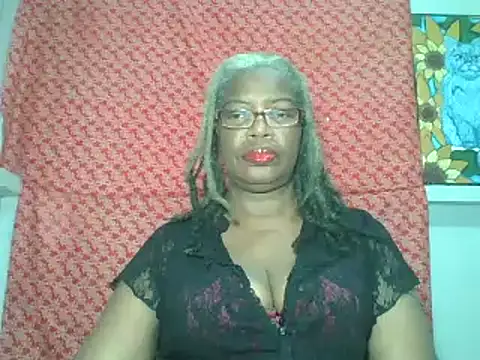 Snapshot of pink69pussy chatting on December 2024 04:01:01 AM pink69pussy online show from December 2024 04:01:01 AM