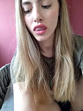 RubyRubin online show from May 2026 12:02:01 PM