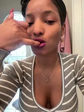 NicoleCocksXXX online show from March 2026 02:50:02 PM