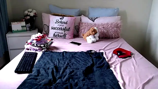 FitSelina66 online show from April 2026 01:01:01 PM