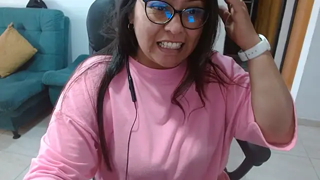 Ixchel Anaid online show from March 2026 12:32:02 PM