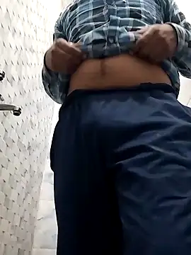 indianSmartboy online show from November 2025 11:15:01 PM