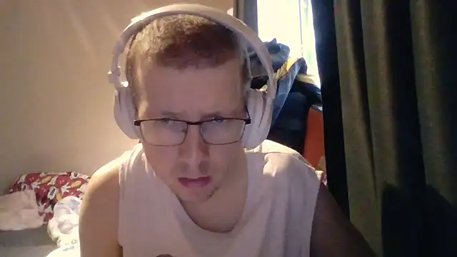 Snapshot of David250692 chatting on March 2026 11:03:01 AM David250692 online show from March 2026 11:03:01 AM