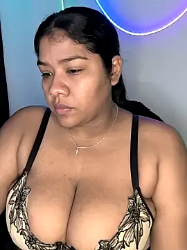 Snapshot of paola091 chatting on February 2026 11:39:01 AM paola091 online show from February 2026 11:39:01 AM