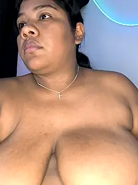 Snapshot of paola091 chatting on March 2026 11:43:01 PM paola091 online show from March 2026 11:43:01 PM