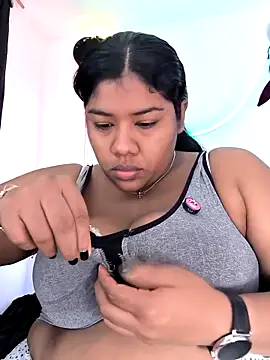 Snapshot of paola091 chatting on March 2026 11:49:01 AM paola091 online show from March 2026 11:49:01 AM