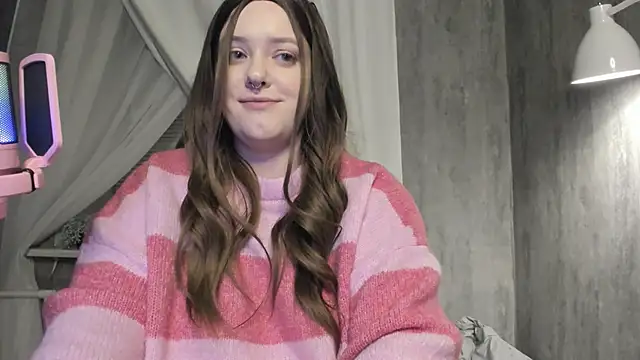 Sophia Edwards online show from December 2024 08:04:02 PM